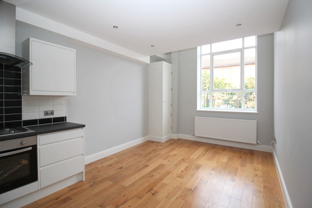 1 bed apartment to rent in Harrington House, Horsham  - Property Image 2