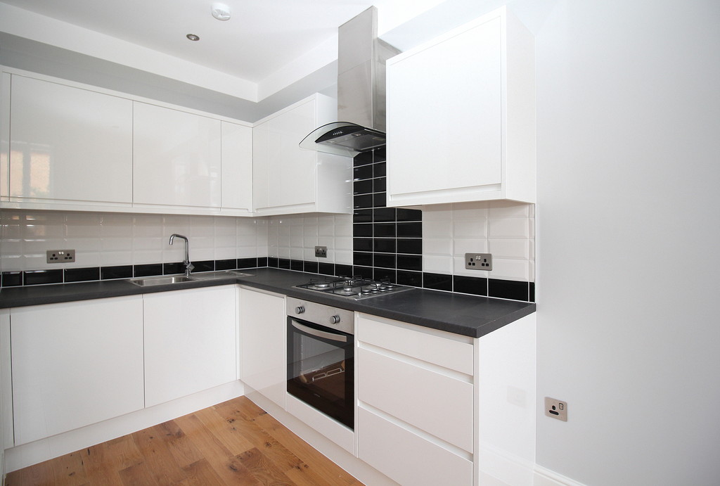 1 bed apartment to rent in Harrington House, Horsham  - Property Image 3