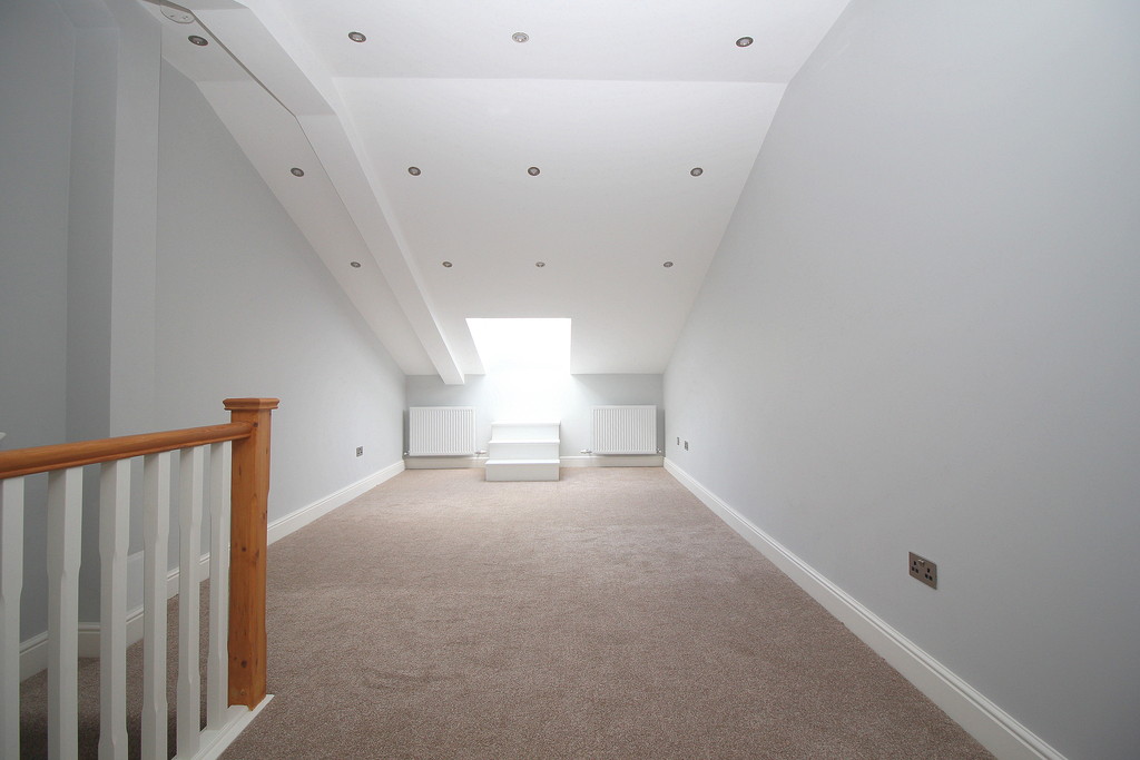 1 bed apartment to rent in Harrington House, Horsham  - Property Image 7