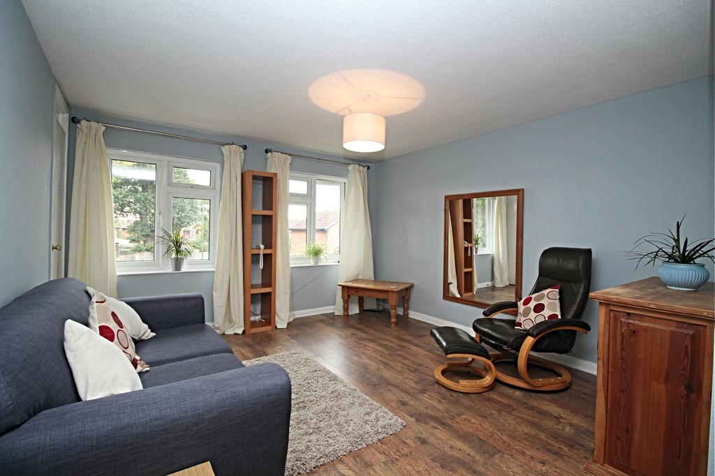 1 bed maisonette to rent in Singleton Road, Broadbridge Heath