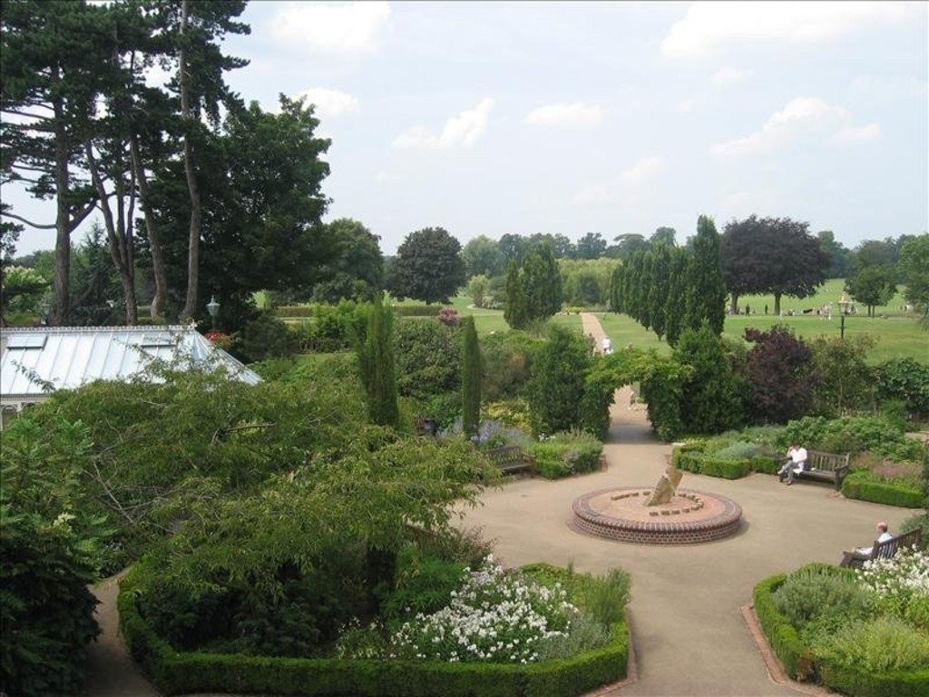 2 bed apartment to rent in Hurst Court, Horsham, RH12  - Property Image 8