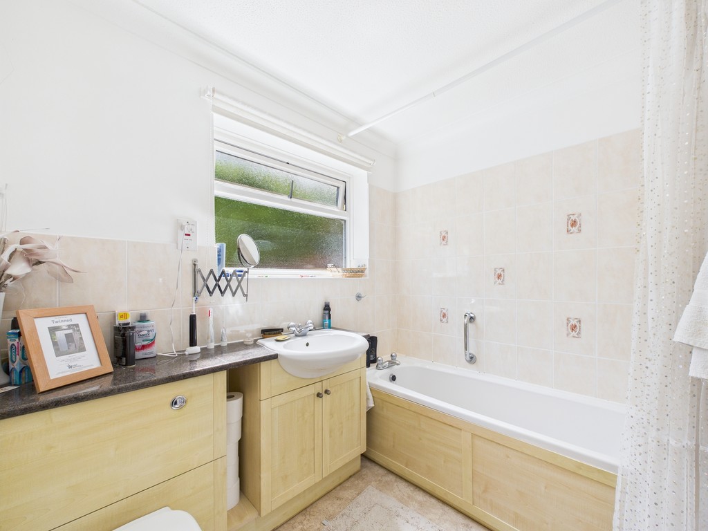 4 bed detached bungalow for sale in Park Street, Slinfold, Horsham  - Property Image 16