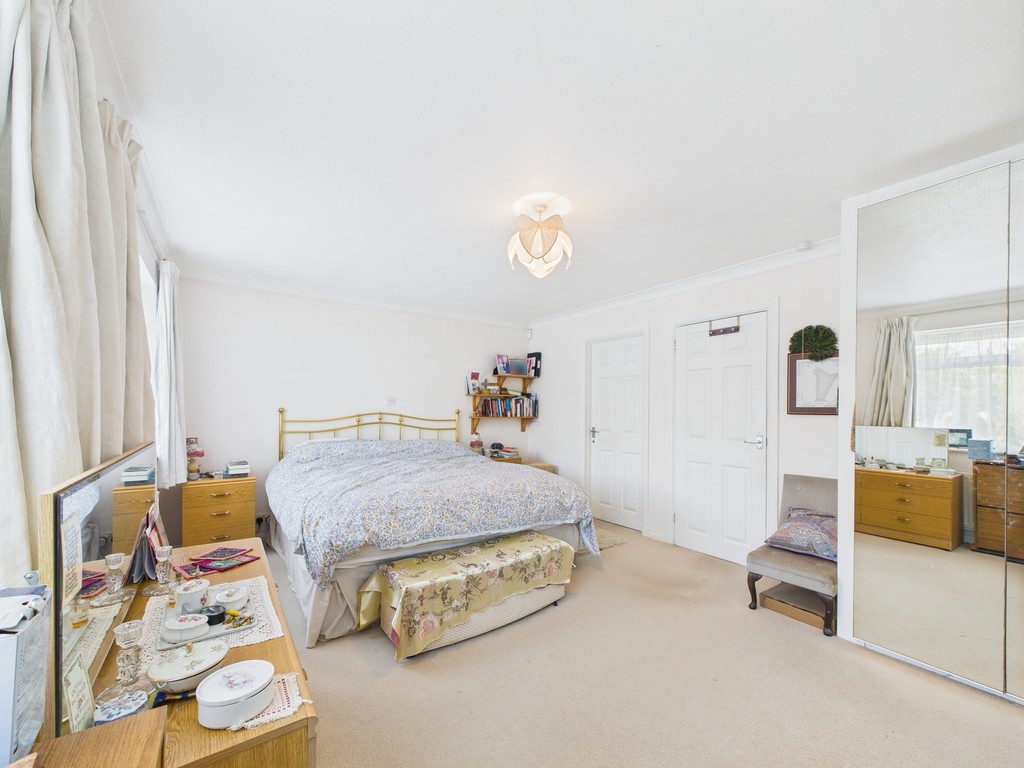 4 bed detached bungalow for sale in Park Street, Slinfold, Horsham  - Property Image 7