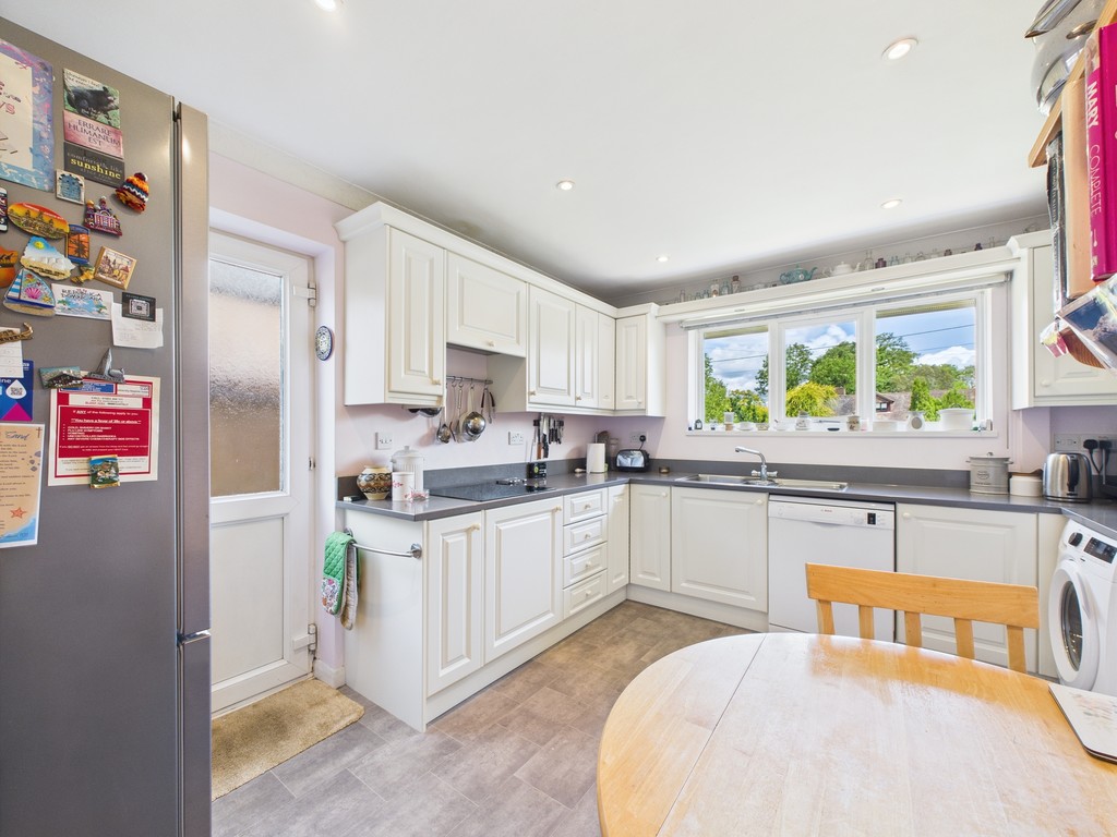 4 bed detached bungalow for sale in Park Street, Slinfold, Horsham  - Property Image 11
