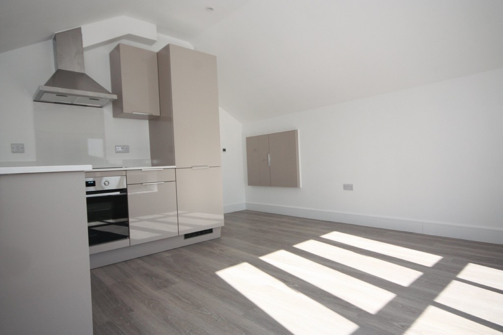 1 bed apartment to rent in Holmes Park, Horsham  - Property Image 3