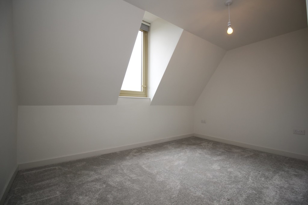 2 bed apartment to rent in Prewetts Mill, Mill Bay Lane, Horsham  - Property Image 5