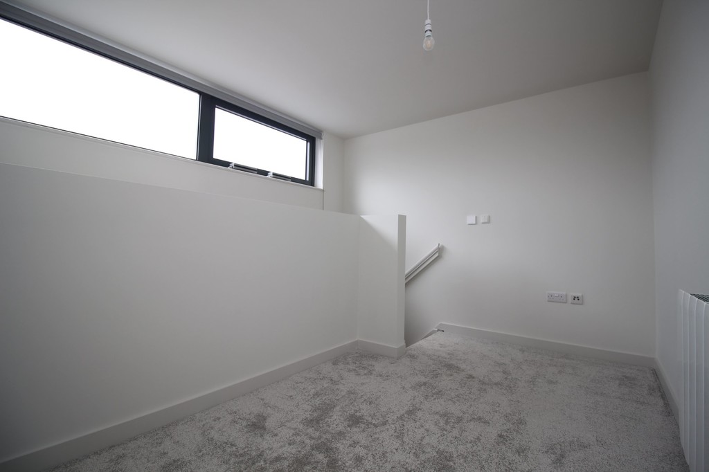 2 bed apartment to rent in Prewetts Mill, Mill Bay Lane, Horsham  - Property Image 7