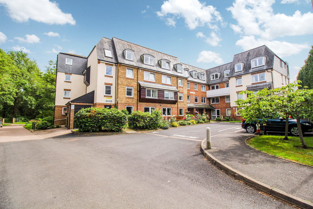 1 bed apartment to rent in Homestream House, Horsham, RH12