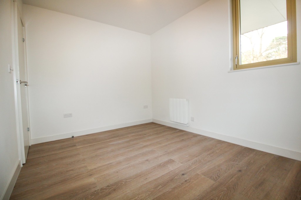 2 bed apartment to rent in Prewetts Mill, Mill Bay Lane, Horsham  - Property Image 7