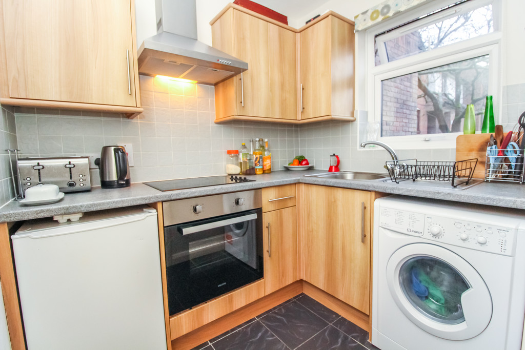 1 bed apartment to rent in Gorringes Brook, Horsham  - Property Image 2