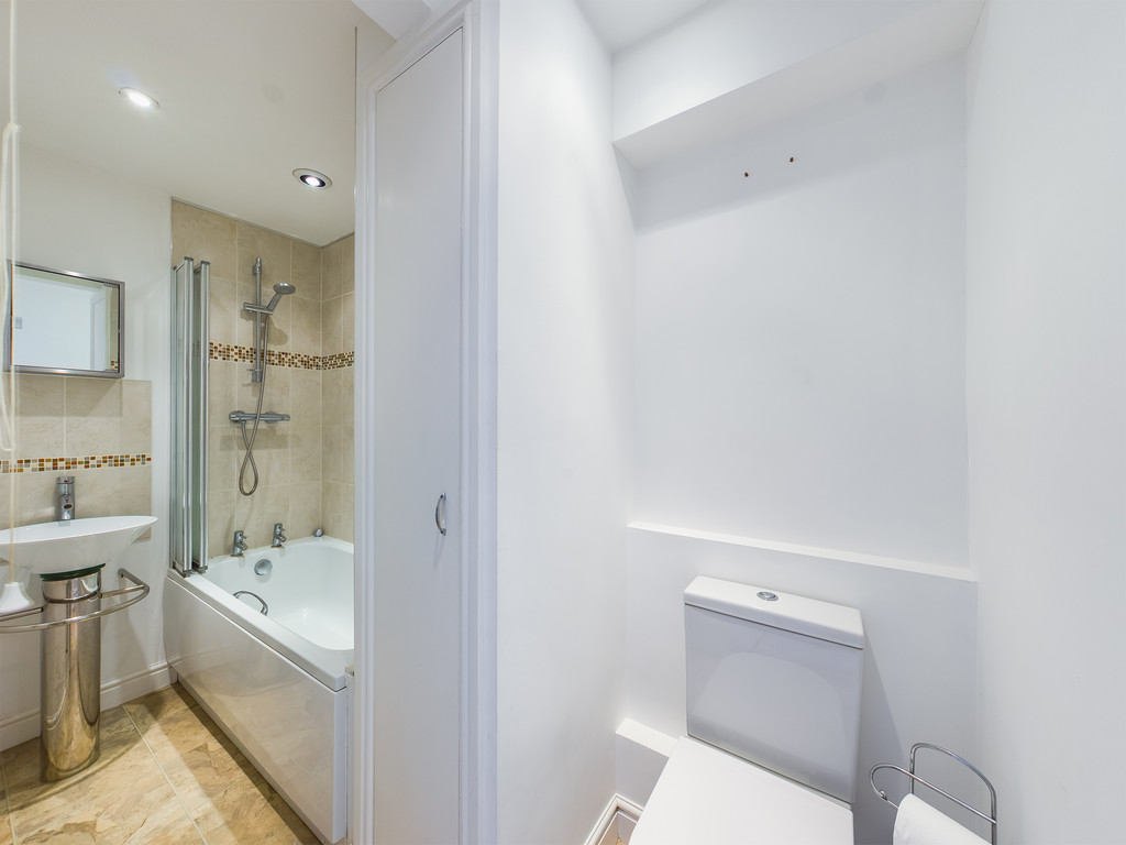 5 bed detached house for sale in Harvesters, Horsham  - Property Image 17