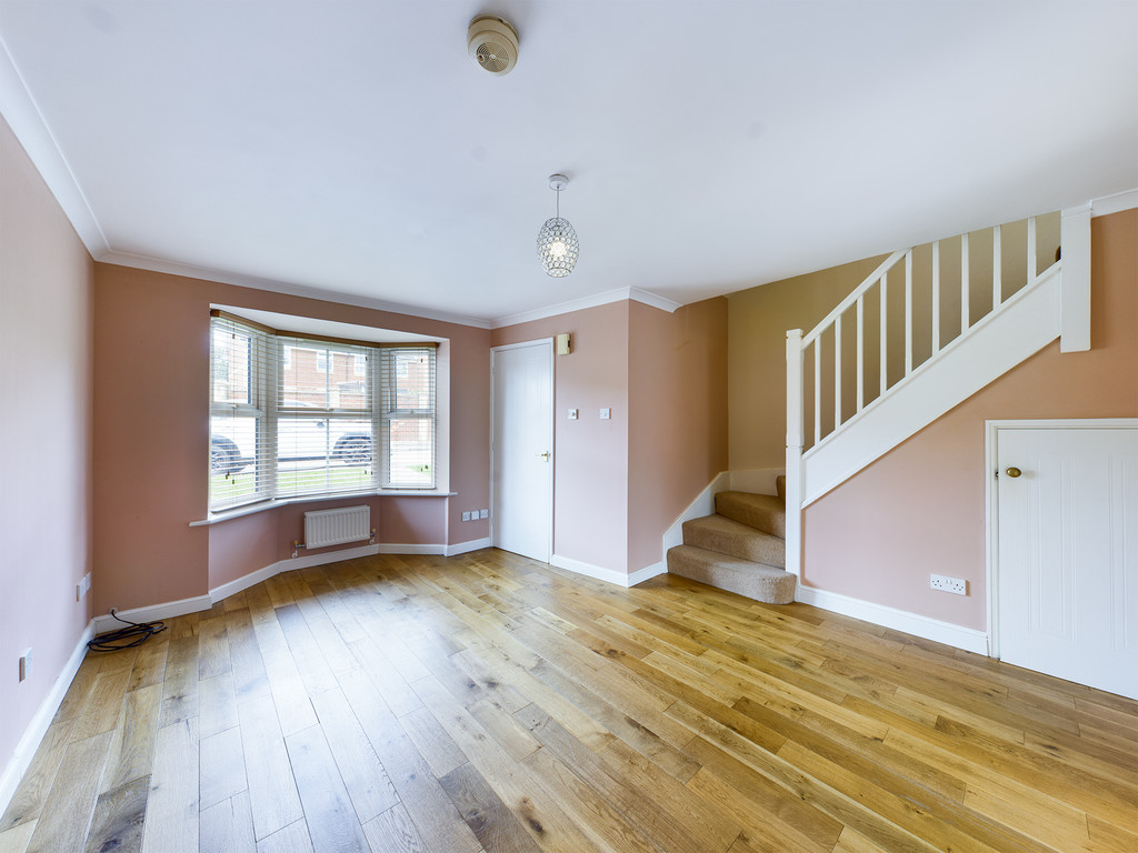 2 bed semi-detached house to rent in Milborne Road, Crawley  - Property Image 2