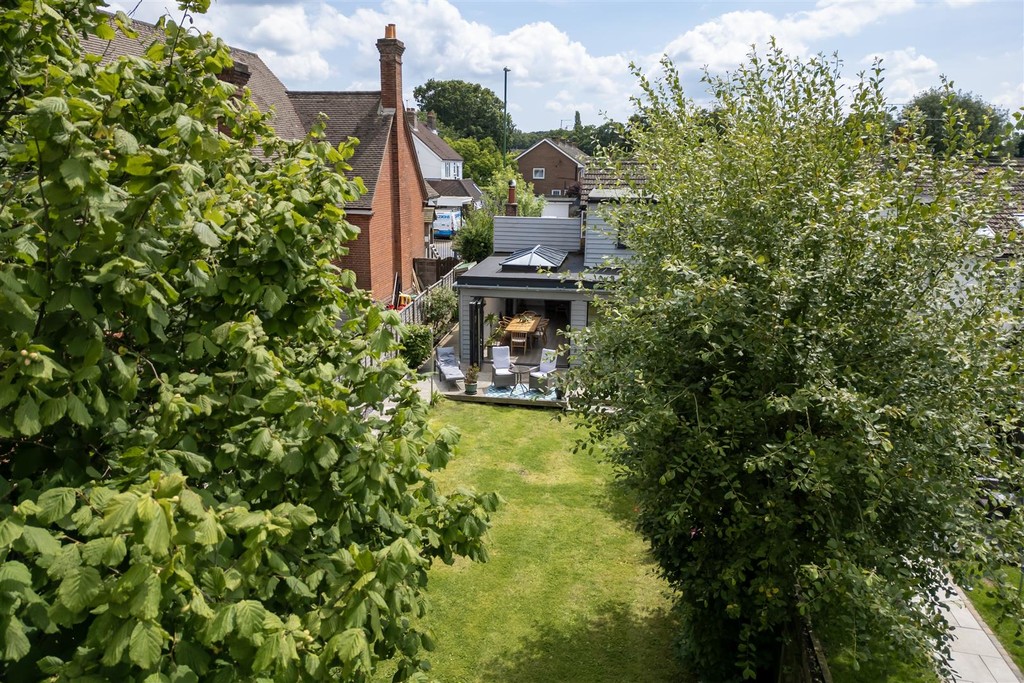 3 bed semi-detached house for sale in Crawley Road  - Property Image 6