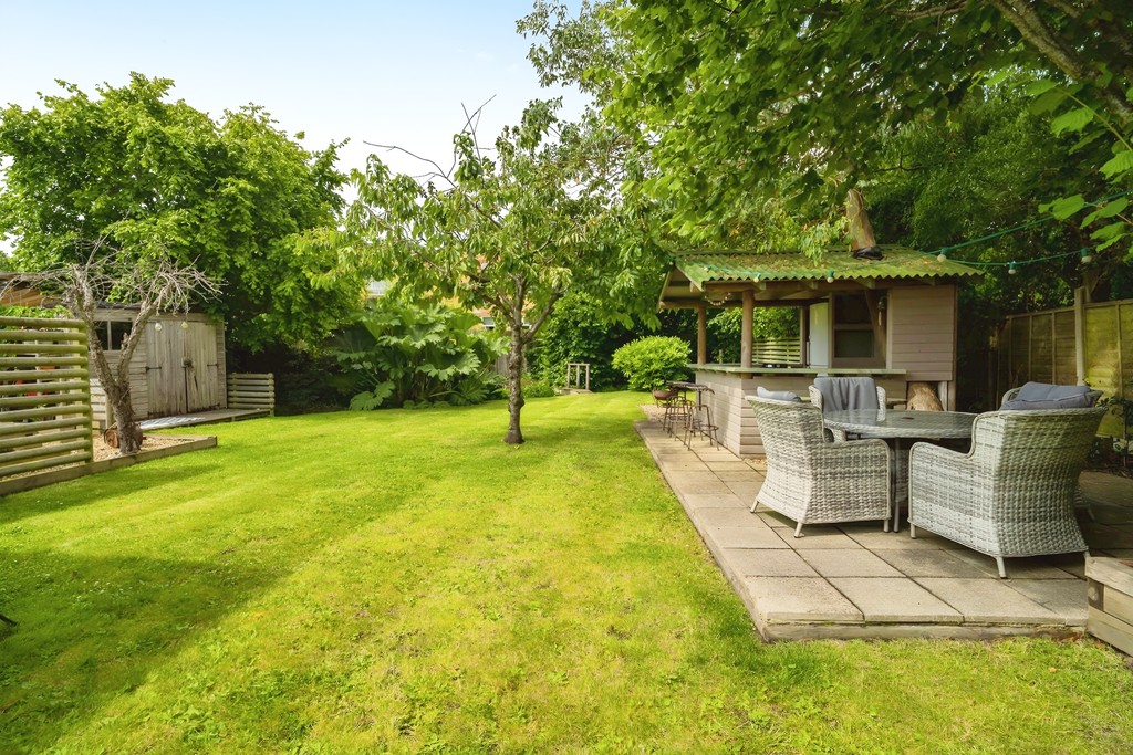 3 bed semi-detached house for sale in Crawley Road  - Property Image 3