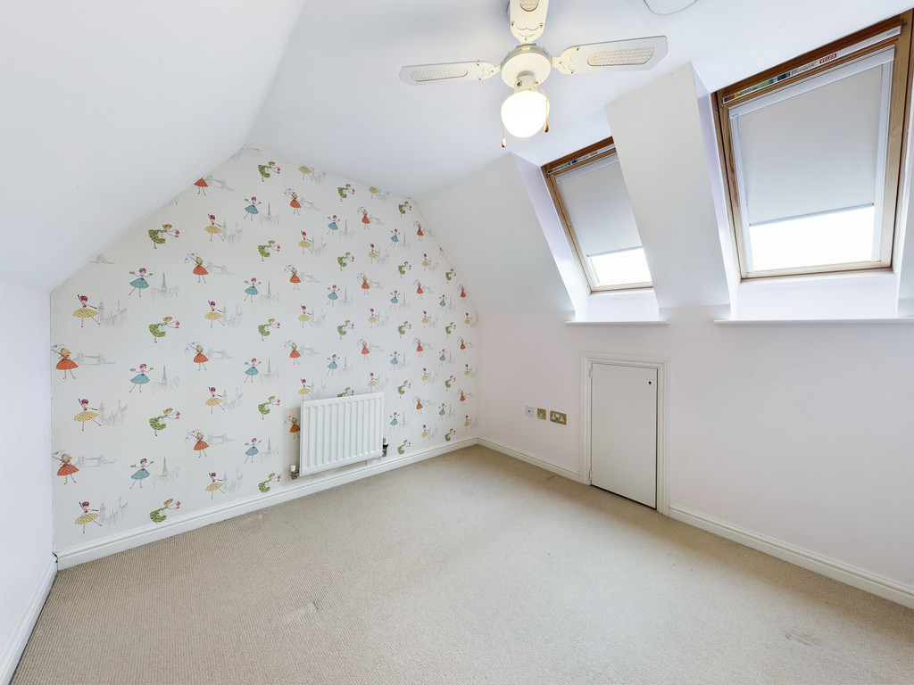 5 bed terraced house to rent in Barnes Wallis Avenue, Horsham  - Property Image 10