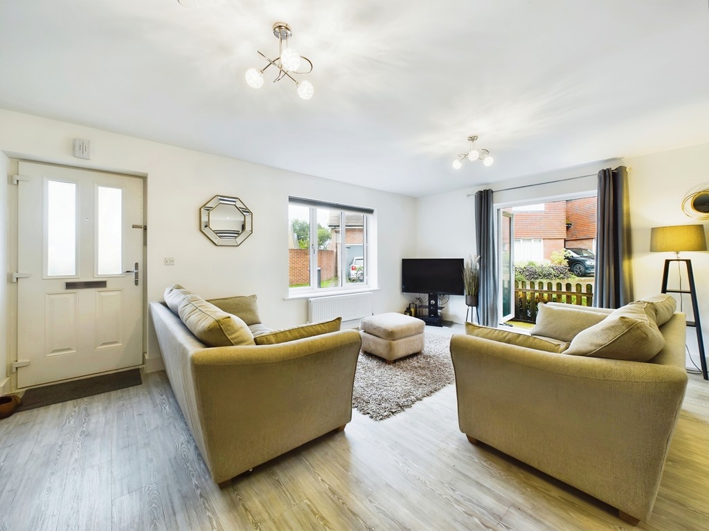 2 bed apartment for sale in Swallow Rise, Haywards Heath  - Property Image 9