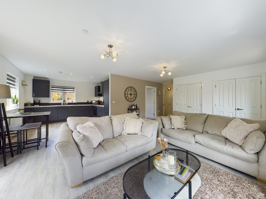 2 bed apartment for sale in Swallow Rise, Haywards Heath  - Property Image 2