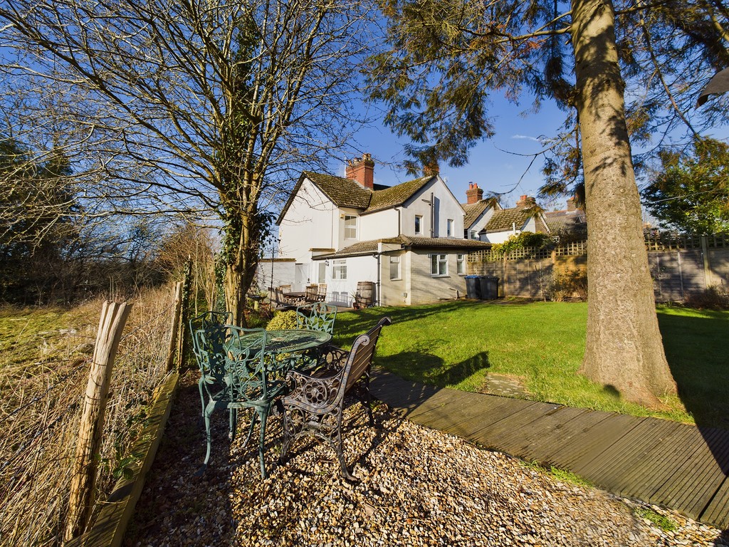 2 bed semi-detached house to rent in Turners Hill Road, Crawley Down, RH10  - Property Image 12