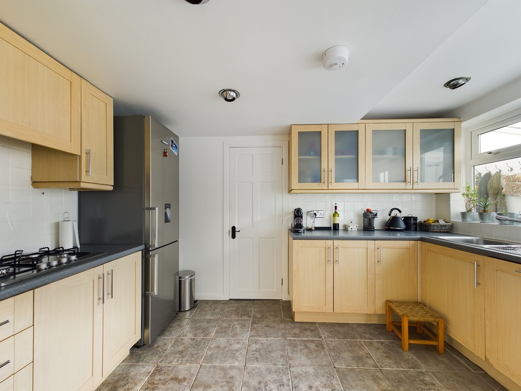 2 bed semi-detached house to rent in Turners Hill Road, Crawley Down, RH10  - Property Image 3