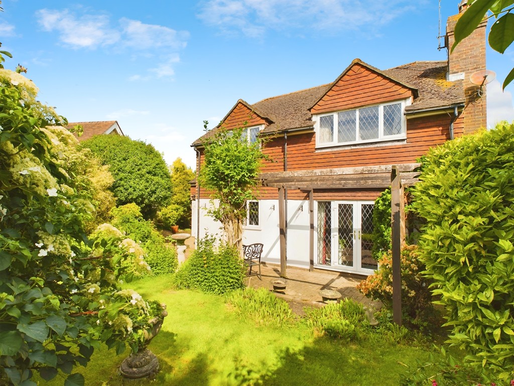 3 bed detached house for sale in Markstakes Corner, Lewes - Property Image 1