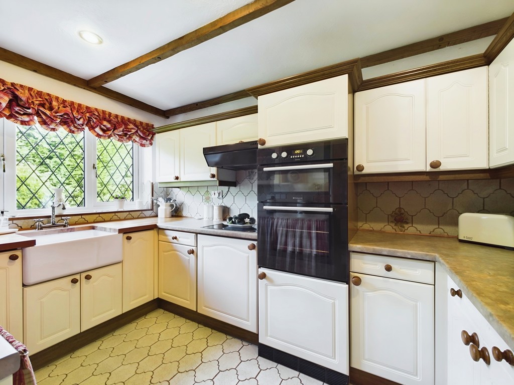 3 bed detached house for sale in Markstakes Corner, Lewes  - Property Image 3