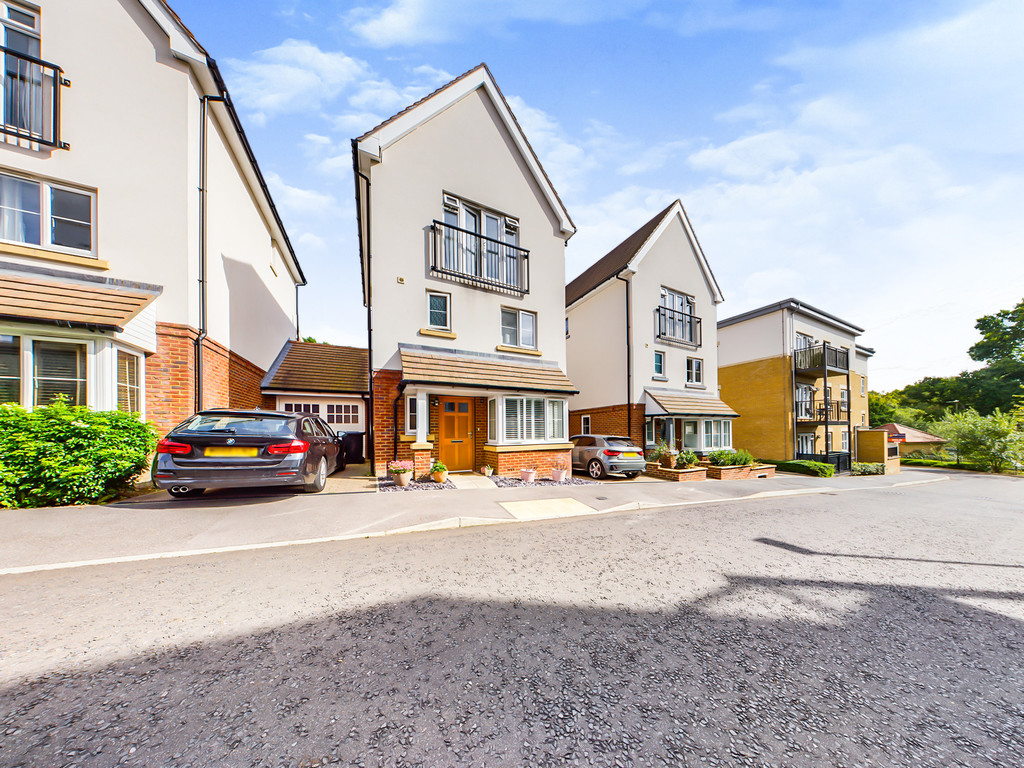 3 bed link detached house for sale in Centenary Way, Haywards Heath  - Property Image 1