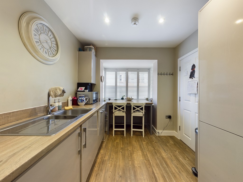 3 bed link detached house for sale in Centenary Way, Haywards Heath  - Property Image 5