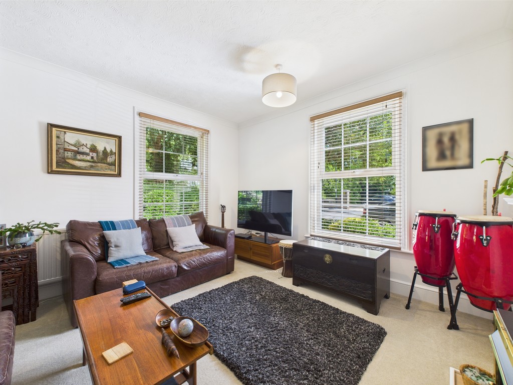 2 bed for sale in Guildford Road, Horsham  - Property Image 14