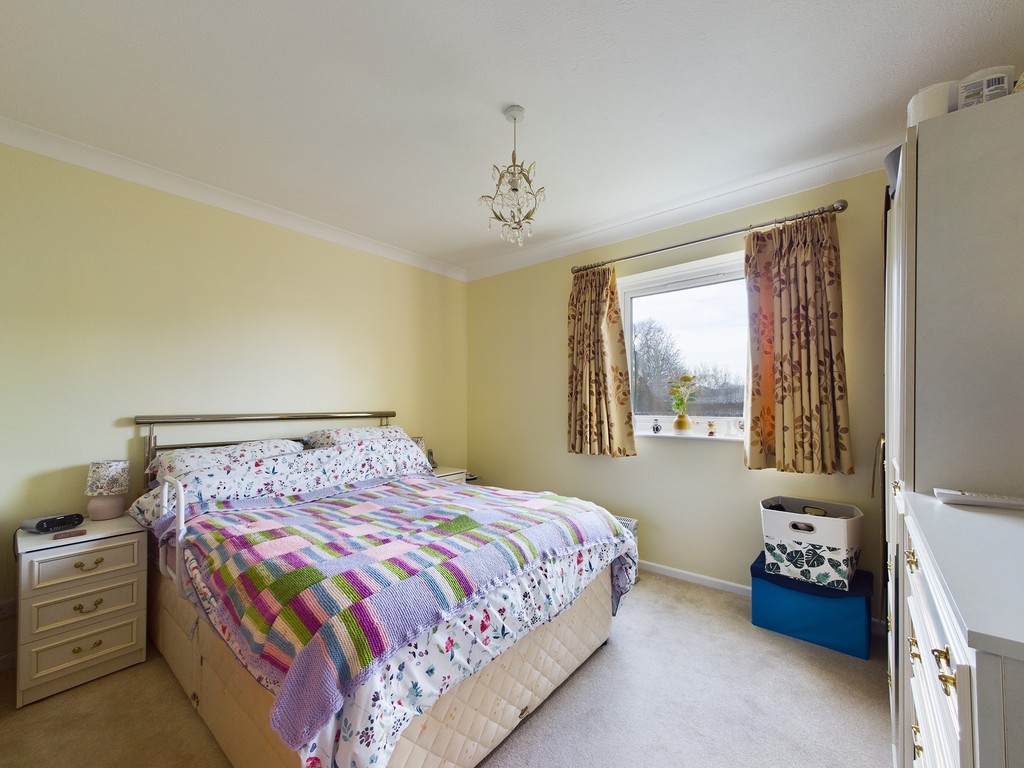 1 bed apartment to rent in Tymperley Court, Horsham  - Property Image 4