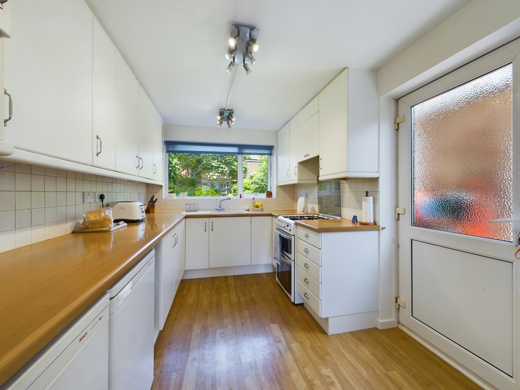 4 bed detached house for sale in Padwick Road, Horsham  - Property Image 3