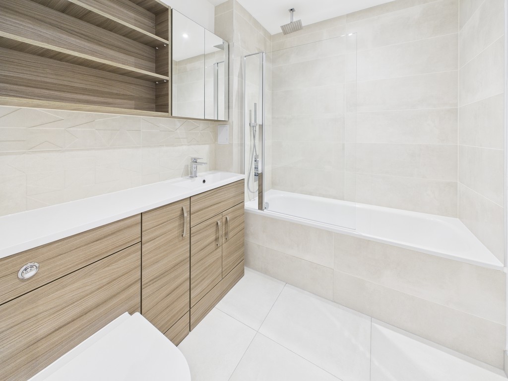 1 bed flat to rent in Station Road, Horsham, RH13  - Property Image 9