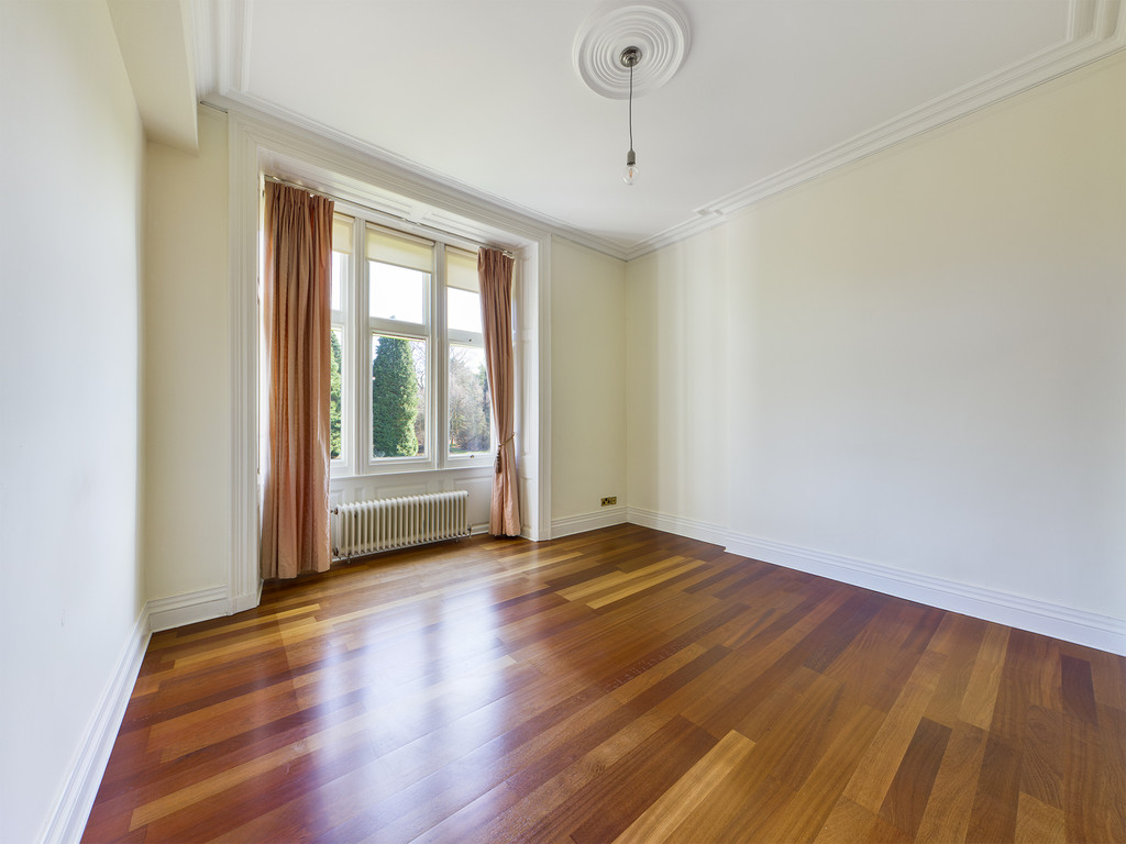 2 bed apartment for sale in Forest Road, Horsham  - Property Image 7