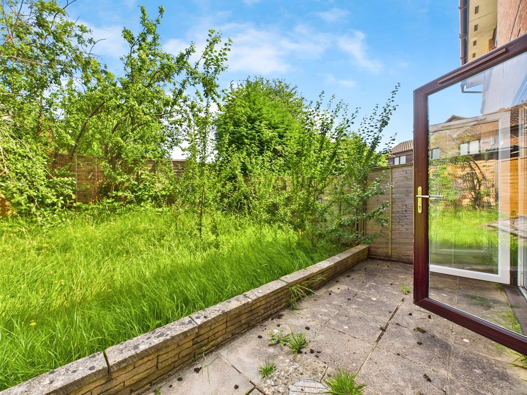 1 bed apartment for sale in Charrington Way, Broadbridge Heath