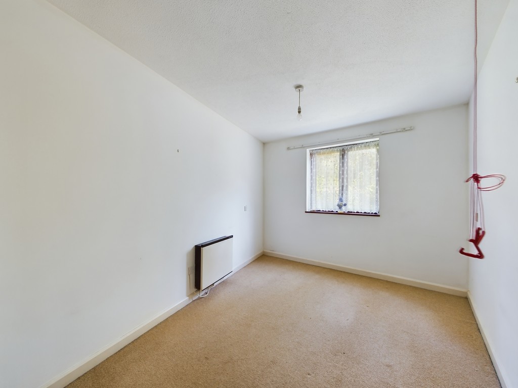 1 bed for sale in Jasmine Court, Horsham  - Property Image 12