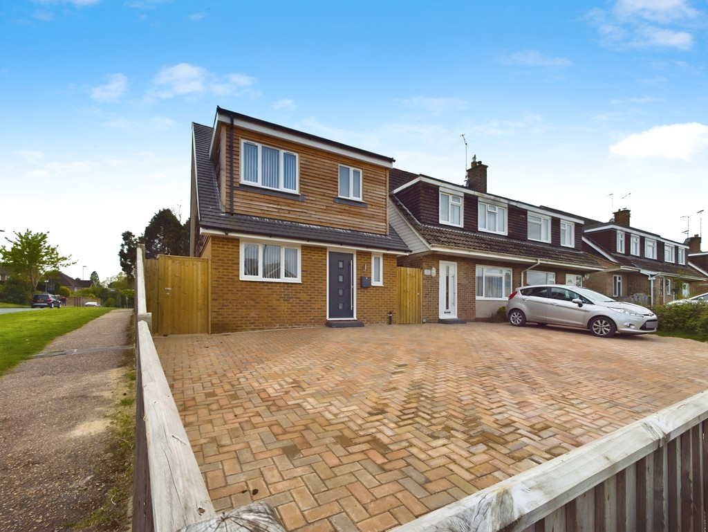 3 bed detached house for sale in Heath Way, Horsham  - Property Image 19
