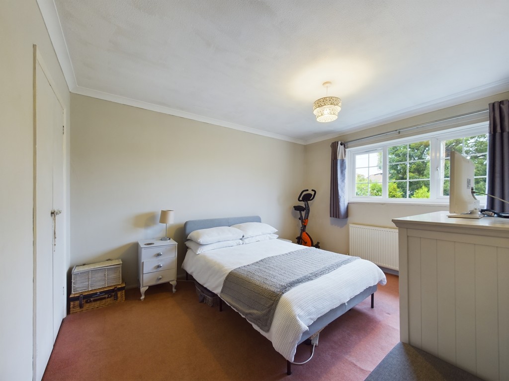 3 bed terraced house for sale in Rusper Road, Horsham  - Property Image 5