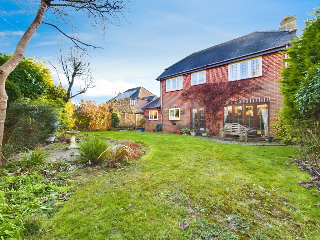 4 bed detached house for sale in Winterbourne, Horsham  - Property Image 2