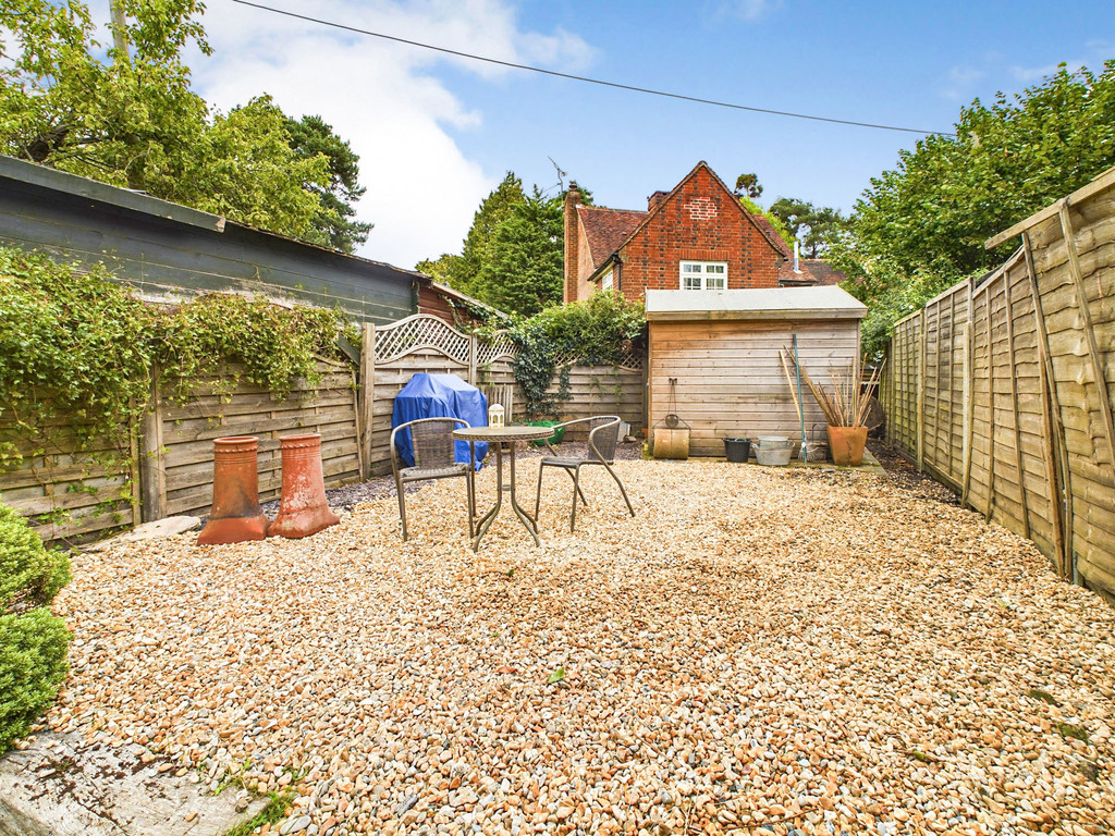 3 bed semi-detached house for sale in Brighton Road, Haywards Heath  - Property Image 6