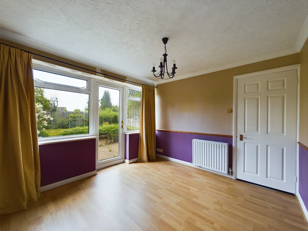 3 bed detached house for sale in Blackbridge Lane, Horsham  - Property Image 5