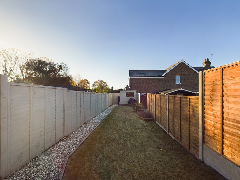 3 bed terraced house to rent in Oakhill Road, Horsham, RH13  - Property Image 12