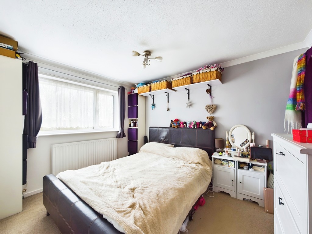 3 bed semi-detached house for sale in School Close, West Sussex  - Property Image 7