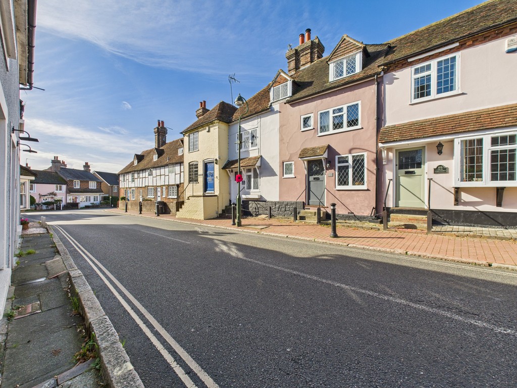 2 bed terraced house for sale in South Street, Cuckfield - Property Image 1