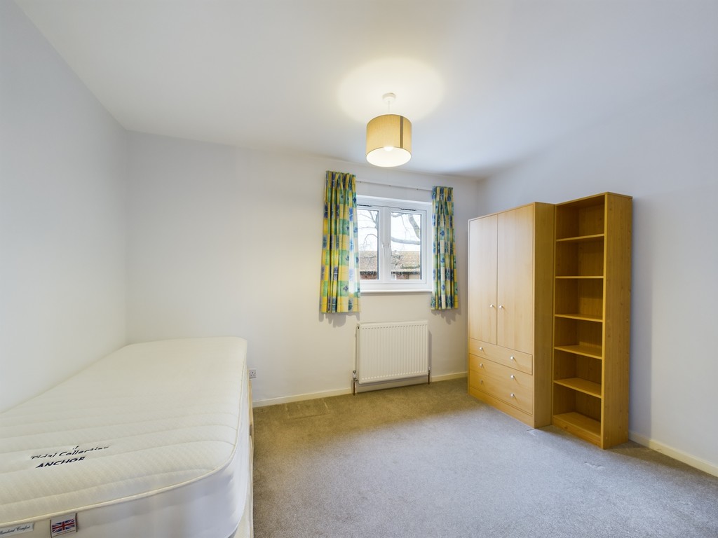 2 bed terraced house for sale in Kingslea, Horsham  - Property Image 8