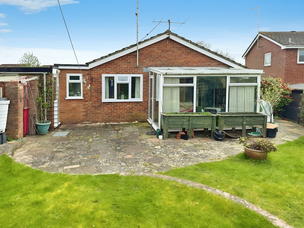 3 bed detached bungalow for sale in Downsview Drive, Haywards Heath  - Property Image 13