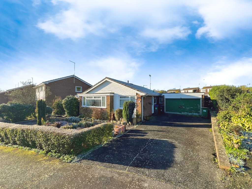 3 bed detached bungalow for sale in Downsview Drive, Haywards Heath  - Property Image 13