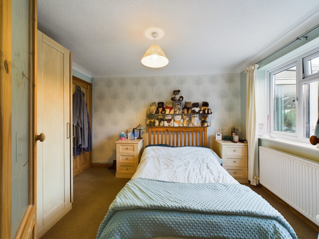 3 bed detached bungalow for sale in Downsview Drive, Haywards Heath  - Property Image 11