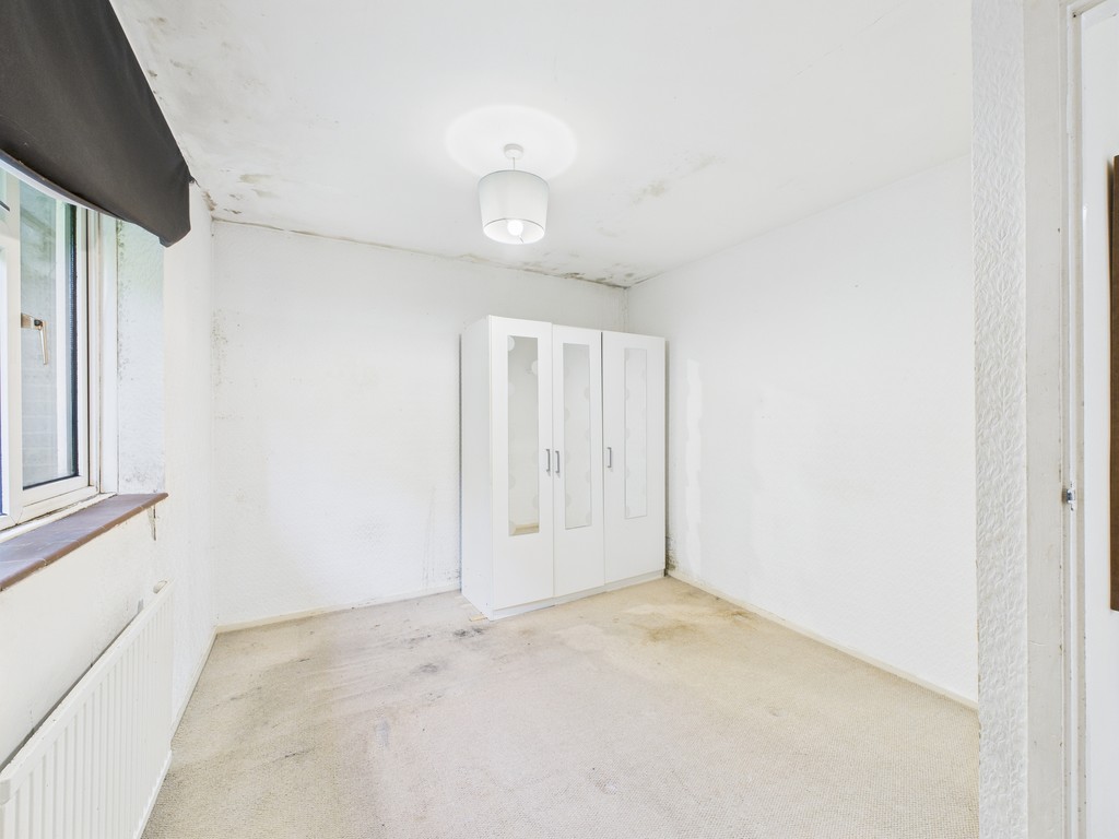 3 bed end of terrace house for sale in Furzefield Road, Horsham  - Property Image 10