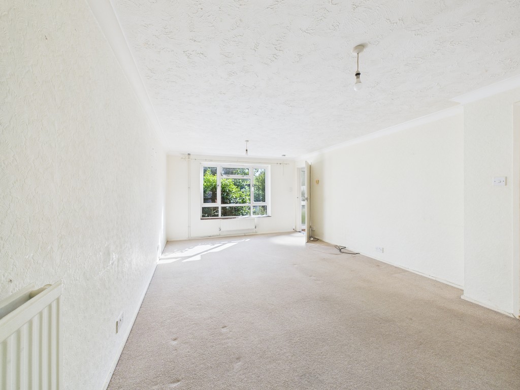3 bed end of terrace house for sale in Furzefield Road, Horsham  - Property Image 12