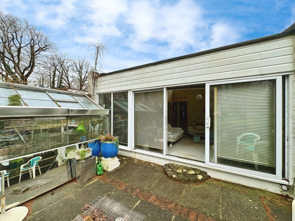 1 bed detached bungalow for sale in Forestfield, Crawley  - Property Image 11