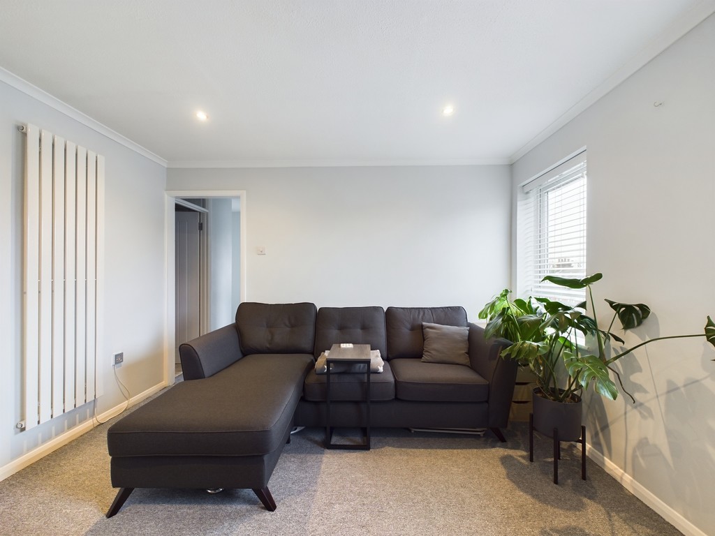 1 bed apartment for sale in Station Road, Horsham  - Property Image 9